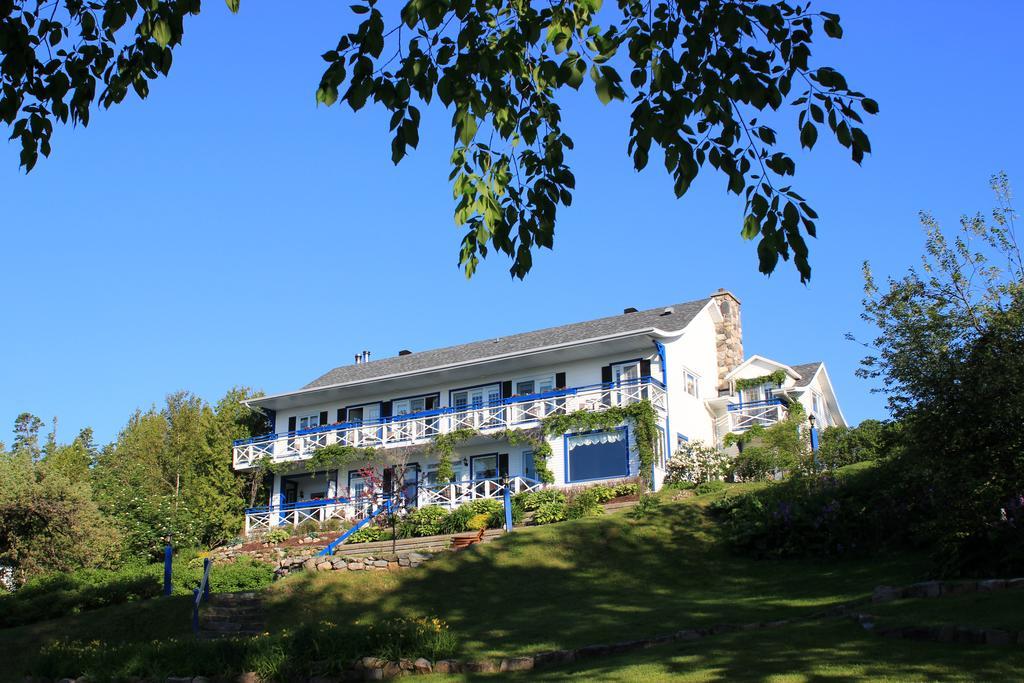 Auberge Fleurs De Lune La Malbaie Esterno foto